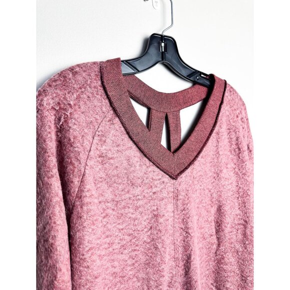 Women's V-Neck Sweater - Pink - Picture 2 of 7